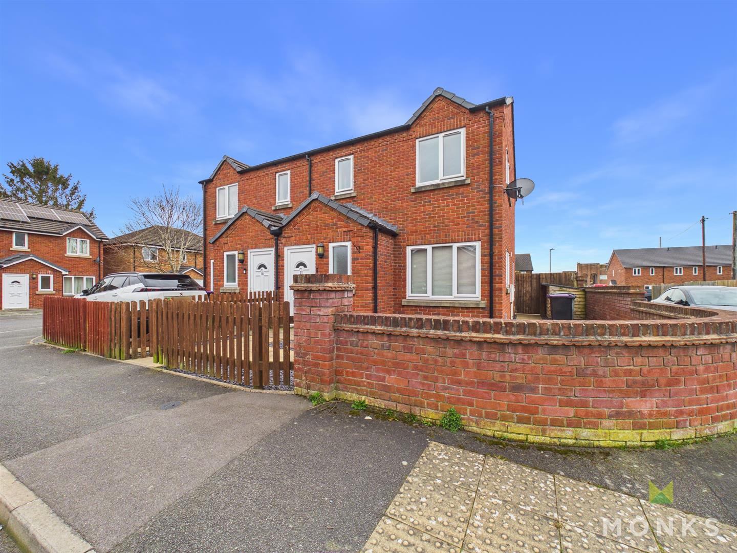 11 Harvey Gardens, Shrewsbury, SY2 5TG For Sale